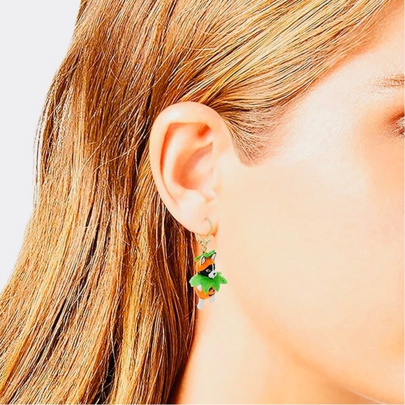 Authentic Betsey Johnson Earrings - Dog In Pumpkin Costume & Rhinestone Bone NWT - Picture 3 of 12